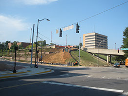 University of Tennessee Lake Loudoun Plaza/Pat Summitt Feature Wall